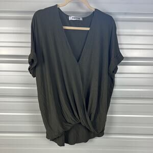 Chic Green Blouse with Elegant Design